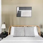 Downtown Studio W Pool Nr Shops Entertainment Mia-80