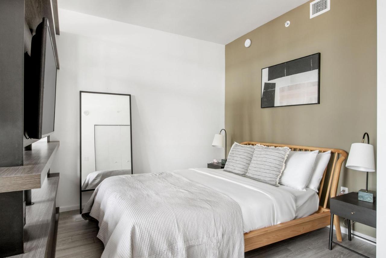 Apartment Downtown Studio W Pool Nr Shops Entertainment Mia-80
