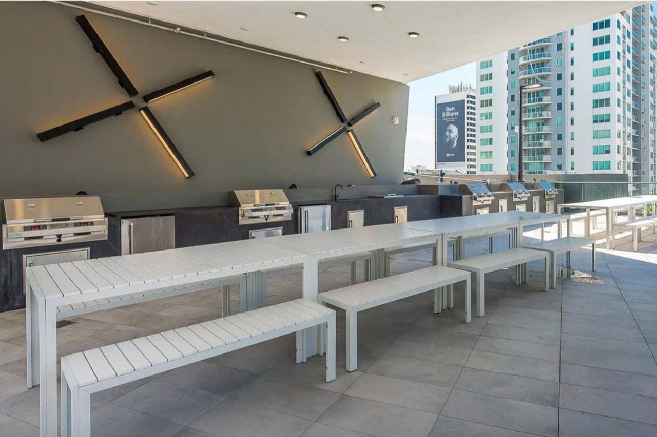Downtown Studio W Pool Nr Shops Entertainment Mia-80